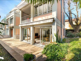 Appartement 700 000 € - 103 m²