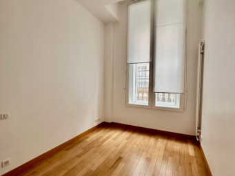 Appartement a louer paris-2e-arrondissement - 3 pièce(s) - 66 m2 - Surfyn