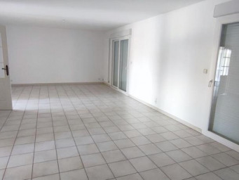 Maison a louer chalons-en-champagne - 6 pièce(s) - 141 m2 - Surfyn