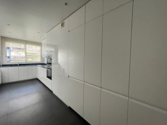 Appartement a louer paris-6e-arrondissement - 4 pièce(s) - 101 m2 - Surfyn