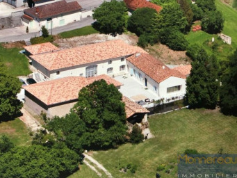 10 Annonces De Vente De Maisons Villas De Luxe A Jonzac 17 Seloger Com