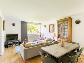 Appartement 3 pièce(s) 80 m²à louer Paris-5e-arrondissement