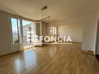 Appartement a louer saint-martin-d'heres - 3 pièce(s) - 74.3 m2 - Surfyn