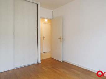 Appartement a louer lyon-6e-arrondissement - 3 pièce(s) - 74.48 m2 - Surfyn