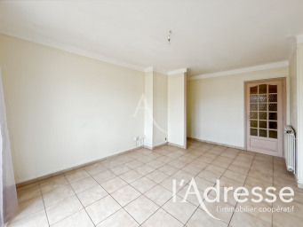 Appartement a louer marseille-13e-arrondissement - 3 pièce(s) - 56 m2 - Surfyn