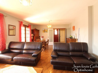 3 Annonces De Vente De Maisons A Vabres L Abbaye 12 Seloger Com