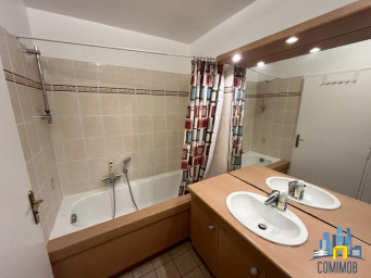 Appartement a louer courbevoie - 3 pièce(s) - 70.68 m2 - Surfyn