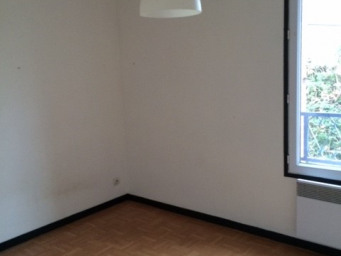 Maison a louer persan - 4 pièce(s) - 73 m2 - Surfyn
