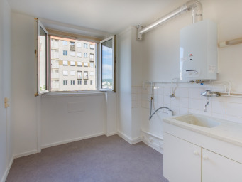 Appartement a louer rueil-malmaison - 3 pièce(s) - 56 m2 - Surfyn