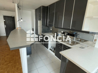 Appartement a louer courbevoie - 3 pièce(s) - 77.89 m2 - Surfyn