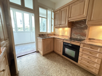 Appartement a louer strasbourg - 4 pièce(s) - 87 m2 - Surfyn