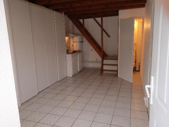 Maison a louer begles - 2 pièce(s) - 0 m2 - Surfyn