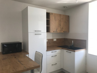 Appartement a louer  - 2 pièce(s) - 41 m2 - Surfyn