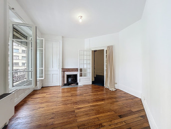 Appartement a louer lyon-4e-arrondissement - 3 pièce(s) - 76.22 m2 - Surfyn