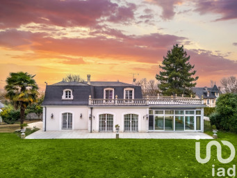 Maison a louer noisy-le-grand - 9 pièce(s) - 230 m2 - Surfyn