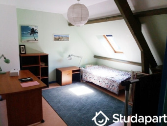 Appartement 1 pièce(s) 16 m²à louer Jouy-le-moutier