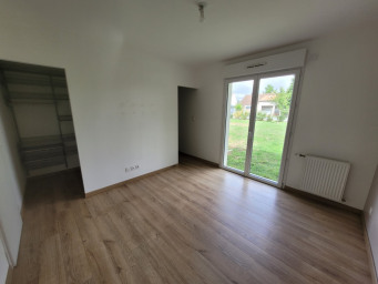 Maison a louer saint-jean-de-la-ruelle - 5 pièce(s) - 139 m2 - Surfyn