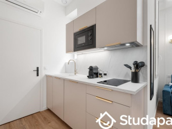 Appartement a louer cannes - 1 pièce(s) - 18 m2 - Surfyn