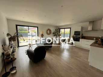 Maison 4 pièce(s) 81.8 m²à louer Bourgoin-jallieu