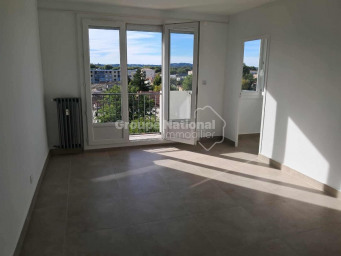 Appartement a louer avignon - 3 pièce(s) - 60 m2 - Surfyn