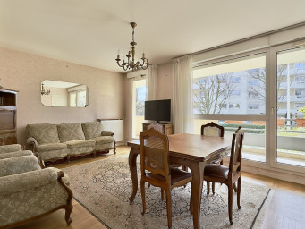 Appartement 300 000 € - 74 m²