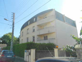 Appartement 1 pièce(s) 32 m²à louer Melun