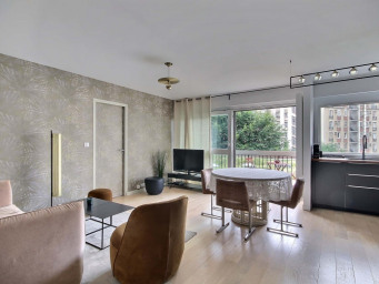 Appartement a louer paris-18e-arrondissement - 1 pièce(s) - 47 m2 - Surfyn