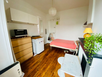 Appartement a louer paris-18e-arrondissement - 1 pièce(s) - 11 m2 - Surfyn