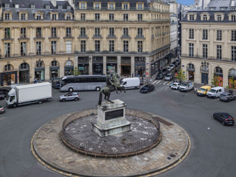 Appartement a louer paris-2e-arrondissement - 3 pièce(s) - 70 m2 - Surfyn