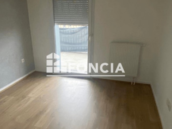 Appartement a louer mantes-la-jolie - 3 pièce(s) - 69.2 m2 - Surfyn