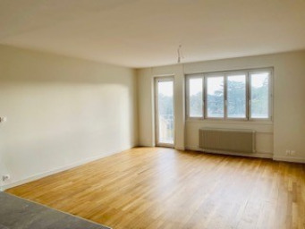 Appartement a louer tassin-la-demi-lune - 4 pièce(s) - 95 m2 - Surfyn