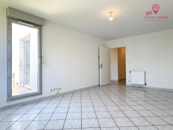 Appartement a louer vaulx-en-velin - 2 pièce(s) - 58.21 m2 - Surfyn