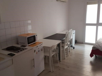 Appartement a louer arles - 1 pièce(s) - 24 m2 - Surfyn