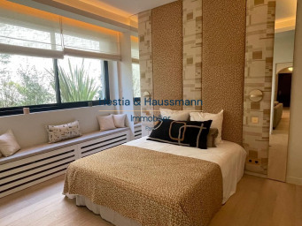 Appartement a louer paris-8e-arrondissement - 3 pièce(s) - 150 m2 - Surfyn