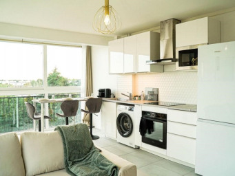 Appartement 1 pièce(s) 78 m²à louer Evry