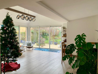 Maison a louer lagny-sur-marne - 7 pièce(s) - 252 m2 - Surfyn