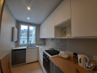 Appartement a louer paris-6e-arrondissement - 3 pièce(s) - 88 m2 - Surfyn