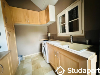 Maison a louer bussy-saint-georges - 7 pièce(s) - 250 m2 - Surfyn