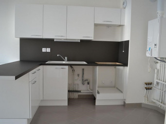 Appartement a louer  - 2 pièce(s) - 41.84 m2 - Surfyn