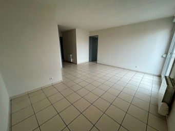 Appartement a louer persan - 3 pièce(s) - 60 m2 - Surfyn