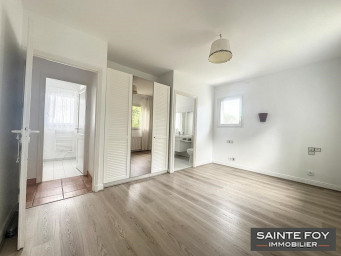 Maison a louer sainte-foy-les-lyon - 6 pièce(s) - 152 m2 - Surfyn