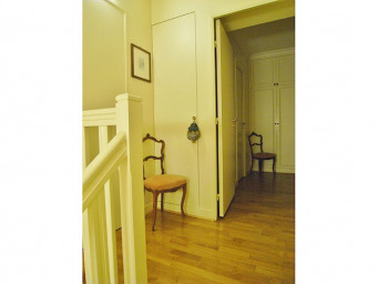 Appartement a louer paris-2e-arrondissement - 3 pièce(s) - 70 m2 - Surfyn