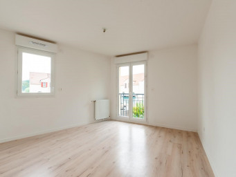 Appartement a louer saint-ouen-l'aumone - 3 pièce(s) - 67 m2 - Surfyn