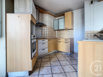 Appartement a louer puteaux - 3 pièce(s) - 68.35 m2 - Surfyn