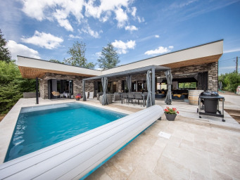 11 Annonces De Vente De Maisons Villas De Luxe Avec Piscine A Fontainebleau 77 Seloger Com 11 Annonces De Vente De Maisons Villas De Luxe Avec Piscine A Fontainebleau 77 Seloger Com