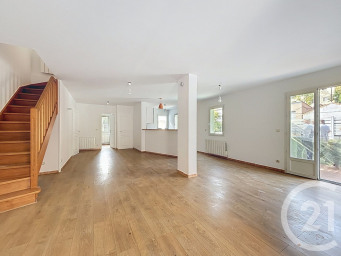 Maison a louer marseille-1er-arrondissement - 4 pièce(s) - 95.4 m2 - Surfyn