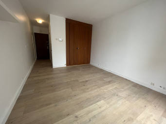 Appartement a louer paris-8e-arrondissement - 1 pièce(s) - 23 m2 - Surfyn