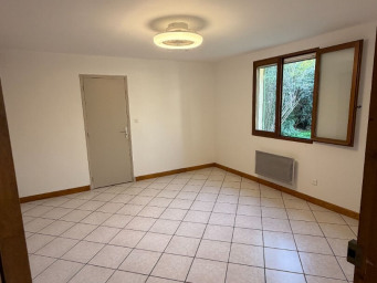 Maison a louer salon-de-provence - 4 pièce(s) - 100 m2 - Surfyn