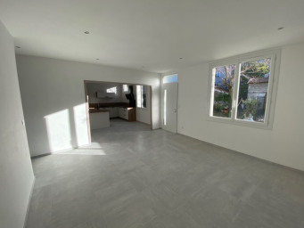 Maison a louer salon-de-provence - 5 pièce(s) - 131 m2 - Surfyn