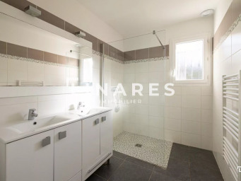 Maison a louer marseille-11e-arrondissement - 5 pièce(s) - 121.91 m2 - Surfyn